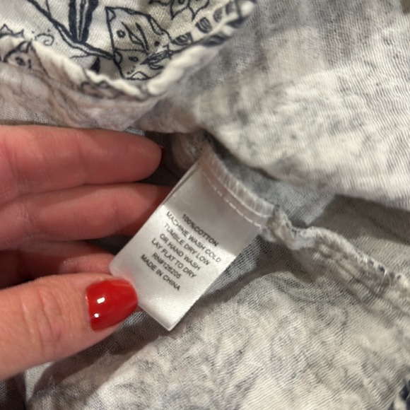 Cupcakes and cashmere skirt - Picture 3 of 3